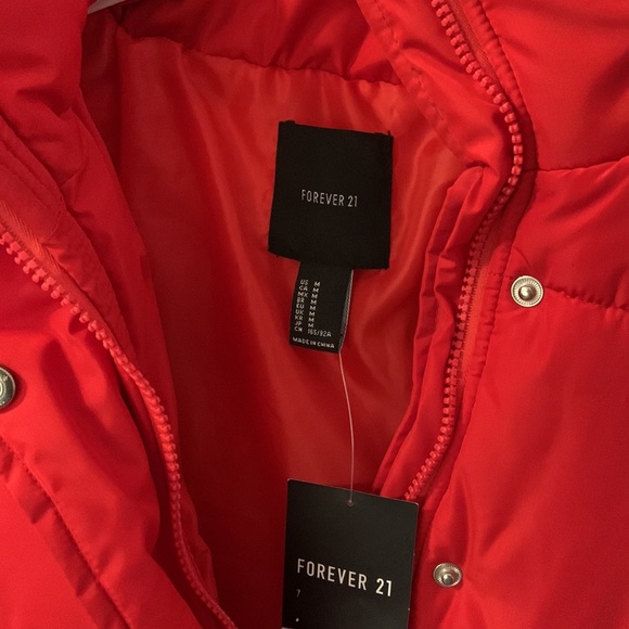 NEW Forever 21 hooded winter jacket size small - Picture 2 of 3